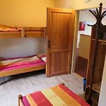 Skautsky Dom Хостел *