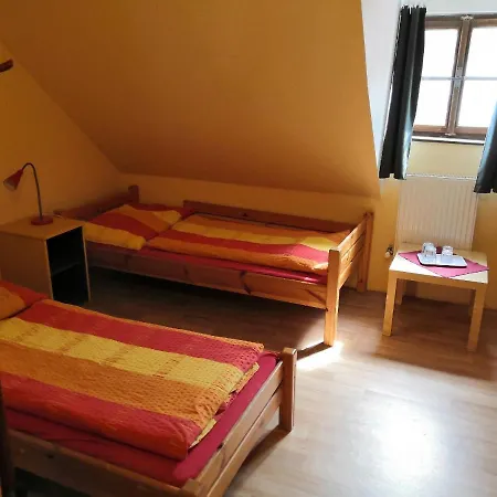 Skautsky Dom ホステル *