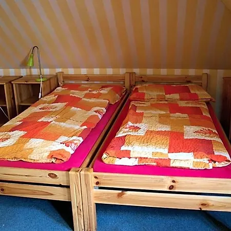 Hostal Skautsky Dom *